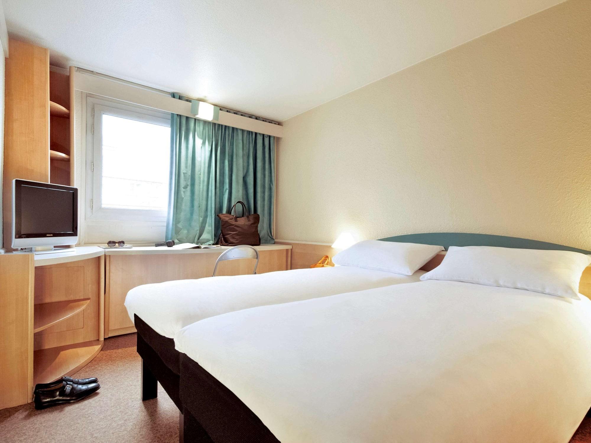 Hotel Ibis Sion Exterior foto