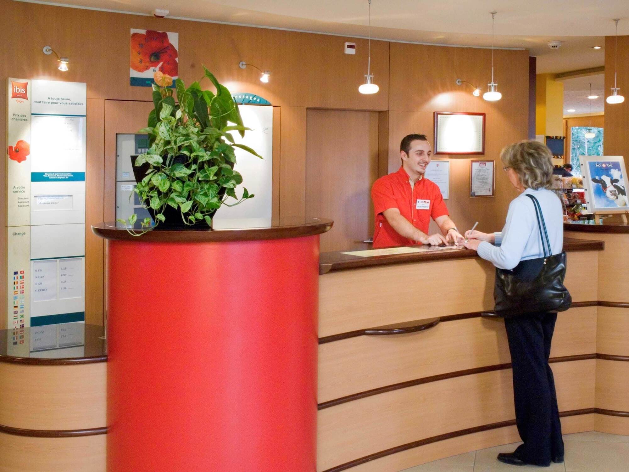 Hotel Ibis Sion Exterior foto